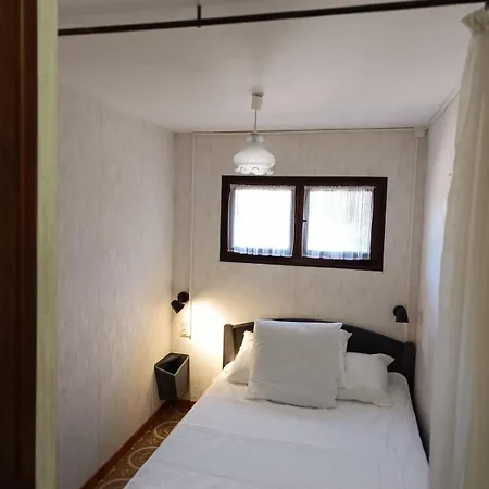 Cozy 35 M Nest With Large Terrace Appartement La Londe-les-Maures