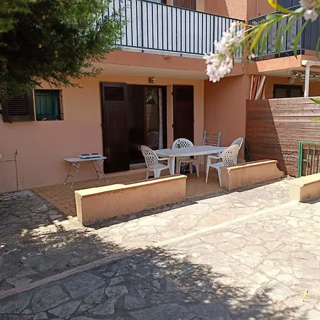 Appartement Cozy 35 M Nest With Large Terrace La Londe-les-Maures